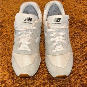 New Balance 996  White Athletic Shoes